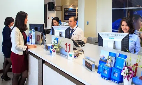 Chị dâu và em chồng làm liều tại Ngân hàng ANZ Nam Sài Gòn