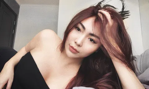 Rich kid gợi cảm, liên tục khoe hàng hiệu trên mạng xã hội