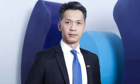 Chị gái ông Trần Hùng Huy muốn thoái sạch vốn khỏi ACB