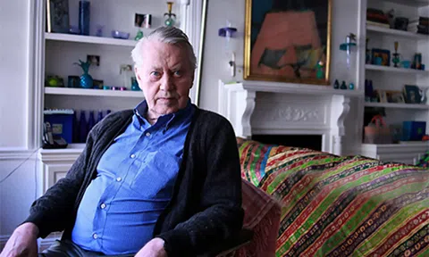 Vị tỷ phú cả đời kiếm tiền để cho người khác