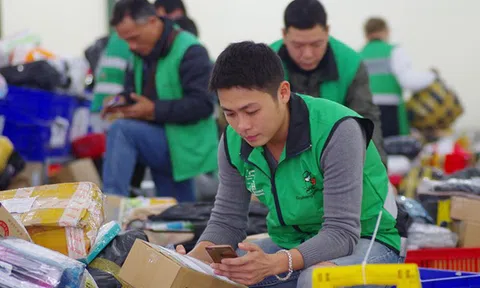 Khốc liệt cuộc chiến giao hàng: Hai “ông lớn” Vietnam Post, Viettel Post đang mất dần thị phần vào tay EMS, Giao hàng nhanh, Giao hàng tiết kiệm