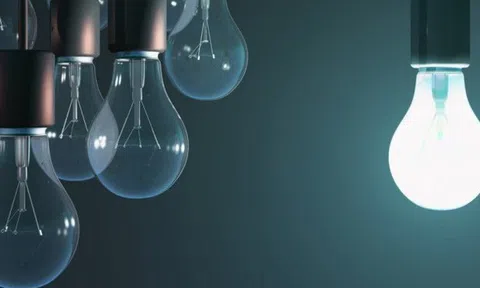 Nếu cuộc đời bạn là một bộ phim, hãy làm cho nó đáng xem: Bi kịch là bạn chỉ sống cho người khác hoặc chỉ xem người khác sống