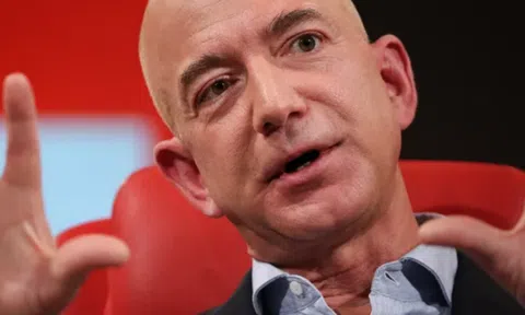 Jeff Bezos: Để sống hạnh phúc ở tuổi 80 không một chút hối tiếc, hãy tự hỏi bản thân 12 câu hỏi dưới đây