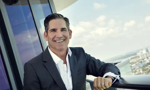 Triệu phú tự thân này khuyên bạn không nên tiết kiệm tiền và lý do không thể hợp lý hơn