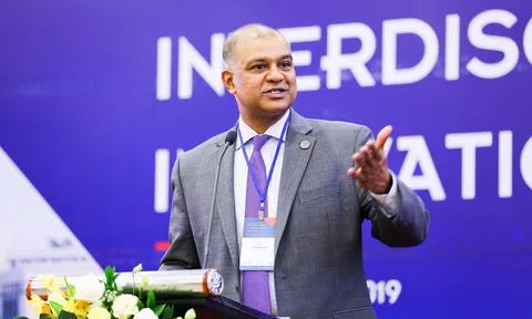 Bản lí lịch 'khủng' của giáo sư Ivy League được Vingroup chọn làm hiệu trưởng đầu tiên của VinUni