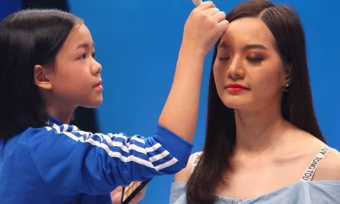 Cô bé 12 tuổi sắp mua xe sang BMW bằng tiền tự kiếm