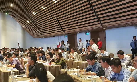 Vì sao cổ đông Coteccons sợ Kusto?