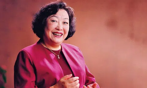 Từ kẻ tay trắng tới “nữ hoàng bánh bao” người người nể phục, nữ triệu phú dạy con bài học sâu cay: Quý nhân lớn nhất chính là bản thân, không phải van xin quy luỵ bất cứ ai!