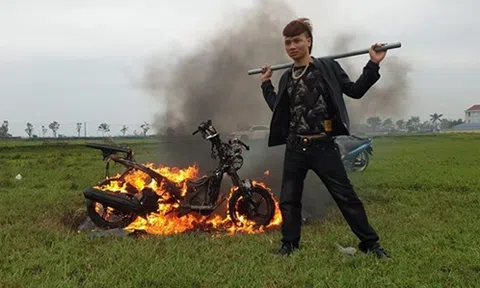 Khá Bảnh kiếm được bao nhiêu tiền từ mạng xã hội?