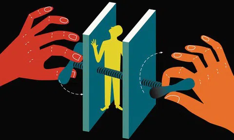 Theo bạn, nên chọn công việc mình yêu thích hay là công việc có thể kiếm ra tiền?