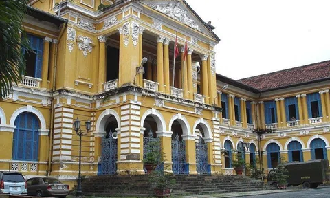 Ly kỳ vụ mua bán nhà mặt tiền giá 75 tỉ đồng