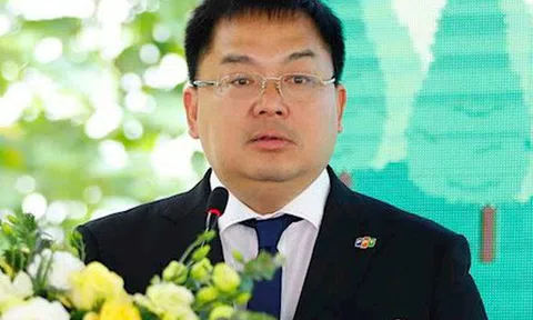 Ông Hoàng Nam Tiến: "FPT không làm ra được ô tô, nhưng có thể biến nó trở thành xe không người lái"