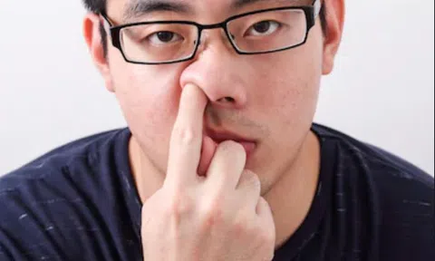 Nghiên cứu của ĐH Harvard: Ngoáy mũi và ăn gỉ mũi là thói quen tốt giúp ngừa sâu răng, loét dạ dày và thậm chí là phòng ngừa HIV?