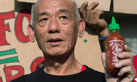 Ông chủ gốc Việt của loại tương ớt ‘thần thánh’ từng được đưa lên vũ trụ: Tôi chưa từng mong trở thành triệu phú. Nếu làm việc vì tiền, bạn sẽ không bao giờ thành công!