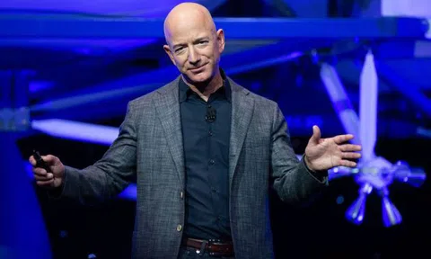 Khi nhân viên không còn muốn cống hiến, Amazon cũng không giữ, thậm chí còn tặng 10.000 USD và 3 tháng lương để họ nghỉ việc, tự mở công ty