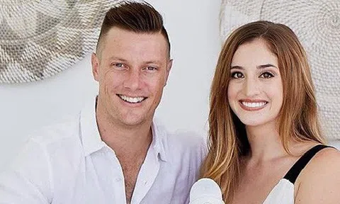 Triệu phú tự thân 25 tuổi cho biết: Khởi nghiệp cùng người yêu là quyết định... sai lầm nhất