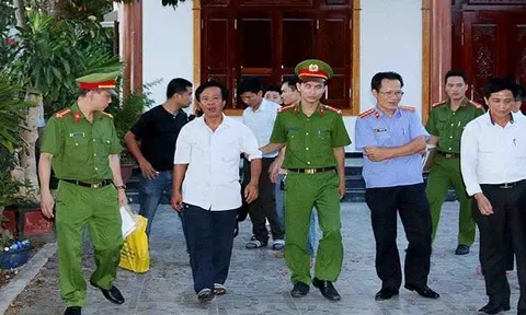 Phó phòng Ban Tổ chức Tỉnh ủy lừa xin việc: Nhận tiền tỷ, trả tiền triệu