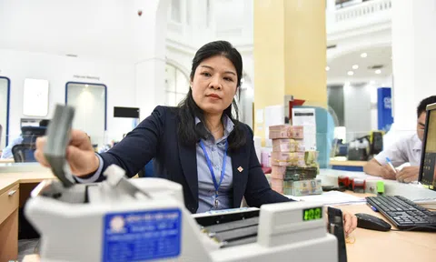 Hàng ngàn nhân viên nghỉ việc ở ngân hàng hàng đầu Việt Nam