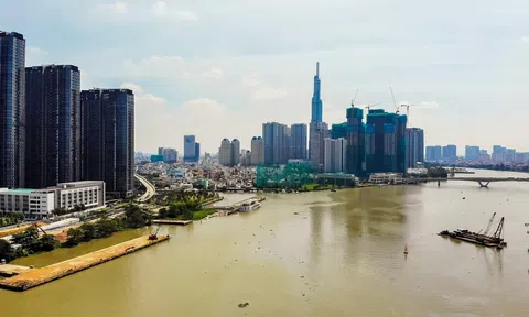 Nhà giá rẻ dần biến mất, căn hộ triệu USD ngày càng 'sinh sôi' ở TP HCM