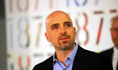 Chỉ nhờ một nghi thức nhỏ vào ngày chủ nhật, tỷ phú này đã thay đổi thái độ làm việc của hơn 700 nhân viên trong thời gian ngắn