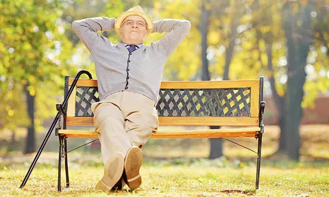 Gừng càng già càng cay, người càng từng trải càng khôn ngoan: 9 bài học vô giá về cuộc sống được đúc kết từ kinh nghiệm của các lão nhân 100 tuổi