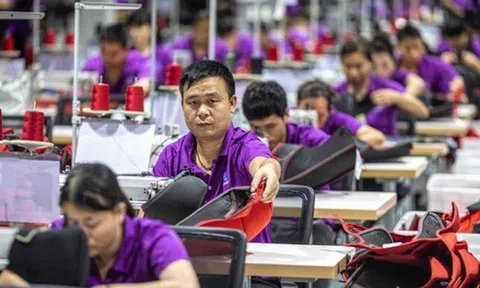 "Im thin thít và lặn mất tăm": Cách các doanh nghiệp rời TQ sang Việt Nam tránh bão thương chiến