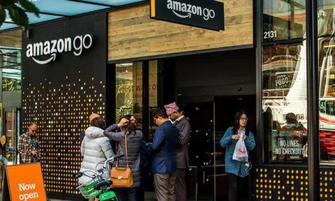 Không cần quét QR code, không cần thanh toán qua ứng dụng, công nghệ ở Amazon Go mới là đỉnh cao: Khách vào cửa hàng - chọn đồ - đi ra, thế là xong!