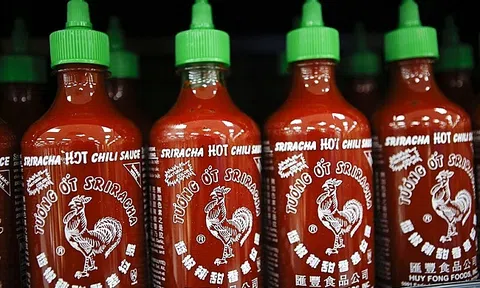 Cha đẻ của loại tương ớt 'thần thánh' thống trị thế giới là người Việt