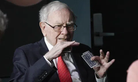 Quyết định đầu tư vào nước Anh của Warren Buffett ở thời điểm này là có sáng suốt?