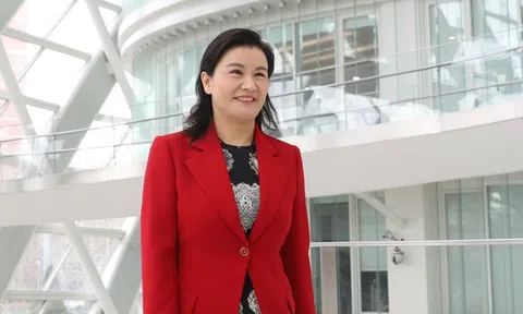 Người phụ nữ từng suýt lao đầu vào tàu hỏa tự tử, trở thành nữ tỷ phú tự thân giàu nhất thế giới, sở hữu đế chế sản xuất màn hình cho hàng tỷ chiếc điện thoại Apple, Samsung, Huawei…