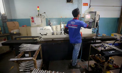 4.0 được tôn vinh ở mọi nơi, nhưng các nhà máy và phân xưởng Việt Nam hầu hết mới ở giai đoạn công nghệ từ 2.0 đến 3.0, rất hiếm có công nghệ 4.0