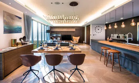 Đại gia Việt bỏ 6 tỷ mua chiếc giường hoàng gia Anh