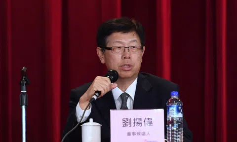 Chân dung tân Chủ tịch Foxconn, nhà máy lắp ráp iPhone lớn nhất thế giới