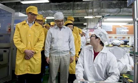 Cam kết gắn bó với iPhone, Foxconn sẵn sàng rời Trung Quốc