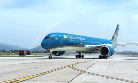Các hãng quốc tế có để 200 khách chờ một người như Vietnam Airlines?