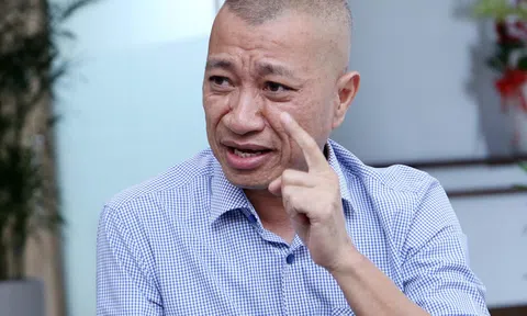 CEO Bách hóa Xanh: 'Mở cửa hàng bán rau, tháng thu 2 tỷ nghe điên rồ'