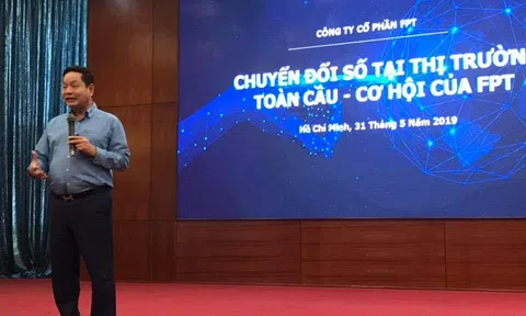 Chủ tịch FPT: "Ngày xưa, khi ra nước ngoài, người ta khinh bỉ tôi”