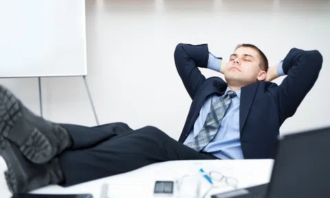 Nghịch lý lãnh đạo sau quyết định thay vị trí giám đốc bởi người lười biếng, dễ dãi dù sếp trước đó chăm chỉ và nghiêm khắc hơn