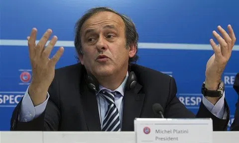 Michel Platini bị bắt vì cáo buộc hối lộ giúp Qatar đăng cai World Cup