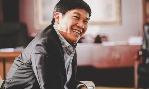 Người vợ 'bí ẩn' của tỷ phú Trần Đình Long vừa tăng sở hữu tại công ty chồng