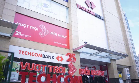 Dư nợ cho vay của Techcombank: Vì sao phụ thuộc vào các dự án của Vingroup?