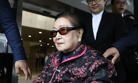 Mẫu tử đấu đá trong tập đoàn bất động sản bậc nhất Hong Kong: 6 con trai chia 2 phe vì chia của không đều