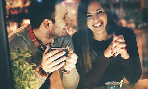 Nhan sắc, cơ thể và các tiêu chuẩn chọn bạn gái của triệu phú USD