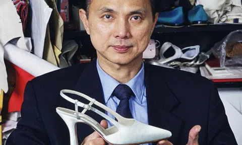 Người đàn ông từng "làm mưa làm gió" với thương hiệu Jimmy Choo, thiết kế giày cho cố công nương Diana: Đừng bao giờ tham lam hay sân si!