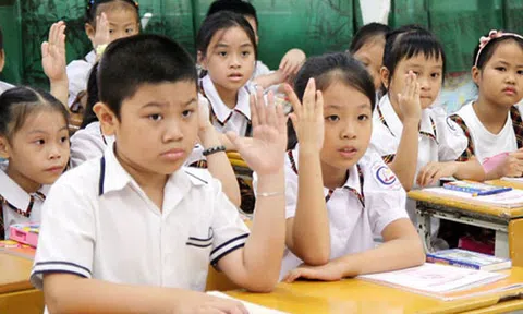 Cô bé Tuyên Quang 10 tuổi tự sắm laptop, iPhone và kỳ vọng tìm lời giải cho bài toán "Vì sao người Việt học giỏi mà vẫn nghèo?" của Shark Thủy