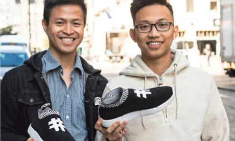 Hai du học sinh Việt thành công với giày làm từ bã cà phê