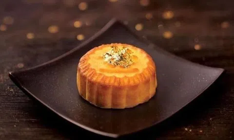 5.000 hộp bánh trung thu dát vàng bán hết vèo