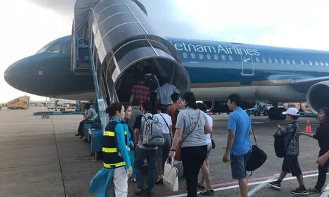 Hòa giải bất thành, tiếp viên khởi kiện Đoàn tiếp viên Vietnam Airlines