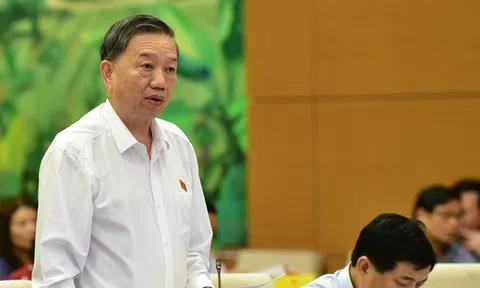 Bộ trưởng Tô Lâm cảnh báo nguy cơ bùng phát tín dụng đen trên Internet