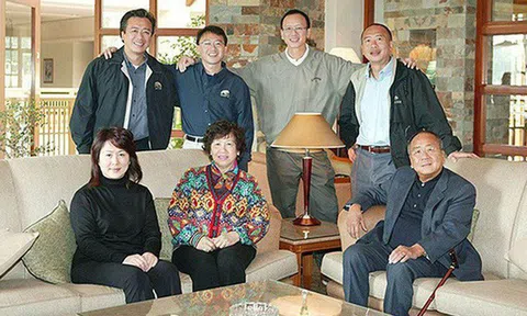 Bí quyết thịnh vượng qua 5 thế hệ của gia tộc giàu có bậc nhất châu Á: Tuyệt đối không tuyển dâu, rể vào làm việc!